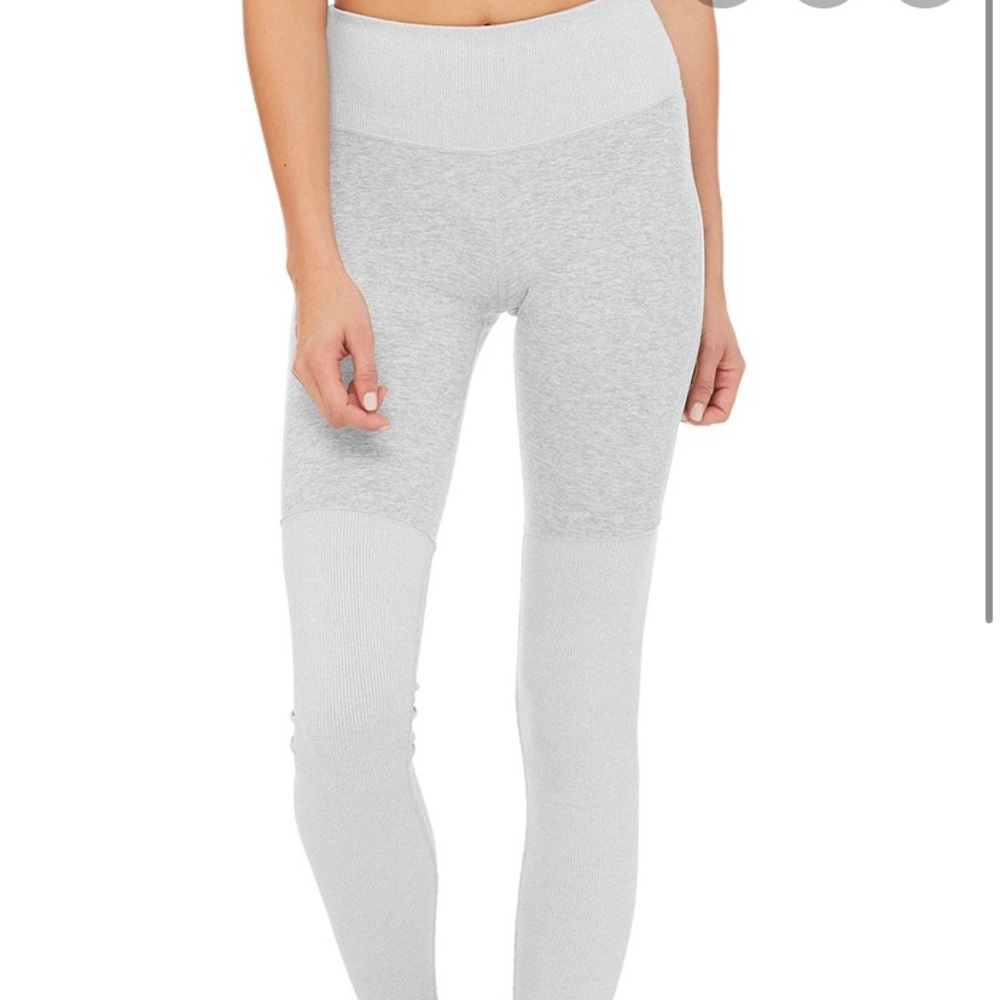 Brand New Alo Yoga high waisted goddess leggings